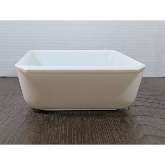 VTG 60s Pyrex Casserole Dish Metallic Gold Pine Cones 575-B Made in USA No Lid - Picture 4 of 11